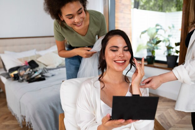 imgi 135 novia feliz alto angulo velo 23 2149722033